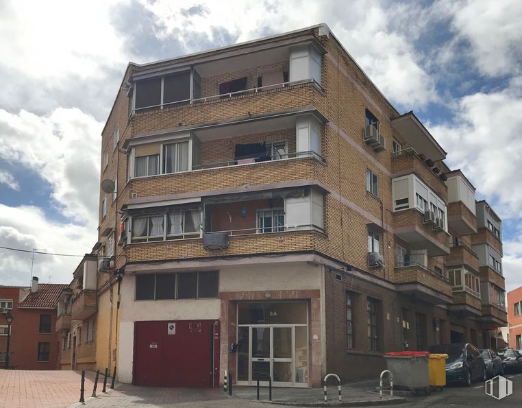 Local en alquiler en Calle Canteras de Tilly, 6, Vicálvaro, Madrid, 28032 con ventana, edificio, puerta, casa, nube, cielo, diseño urbano, barrio, área residencial y bienes raíces alrededor