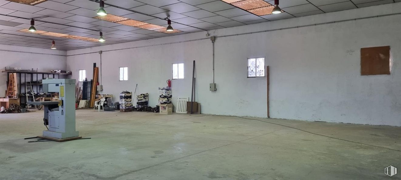 Industrial for sale at Zona El Viso de San Juan, Palomeque, Toledo, 45213 with hall, floor, flooring, window, wood, fixture, ceiling, event, building and hardwood around