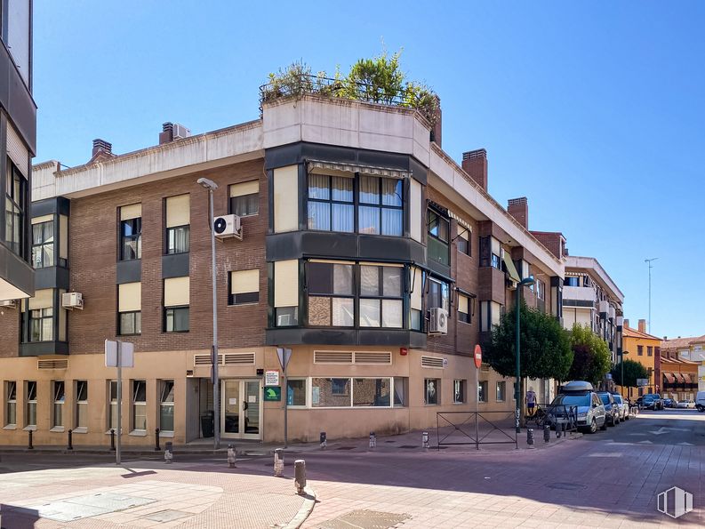 Local en alquiler en Calle Jardín, 28, San Fernando de Henares, Madrid, 28830 con ventana, edificio, cielo, durante el día, propiedad, diseño urbano, rueda, condominio, barrio y zona residencial alrededor