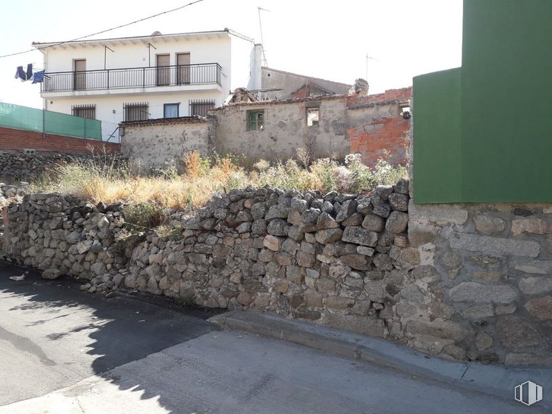 Suelo en venta en Calle Fuente Abajo, Zarzuela del Monte, Segovia, 40152 con edificio, ventana, cielo, planta, superficie de la carretera, terreno, asfalto, casa, lecho rocoso y paisaje alrededor