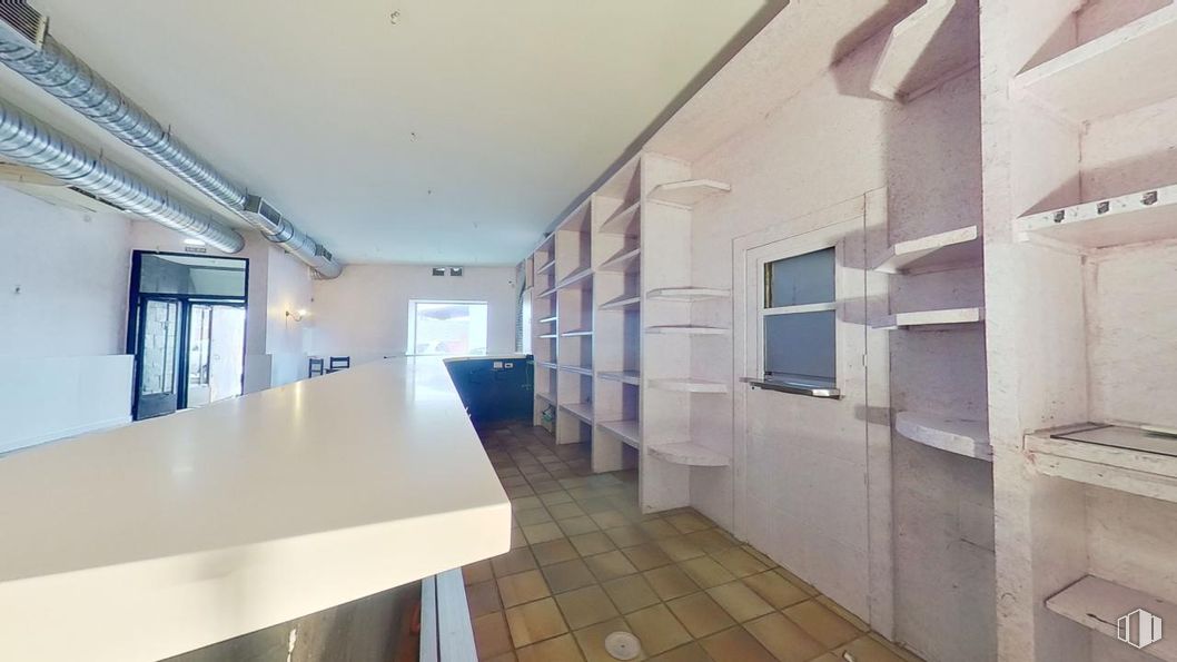 Retail for rent at Calle Peñuelas, Torrejón de la Calzada, Madrid, 28991 with window, flooring, ceiling, floor, interior design, composite material, glass, silver, light fixture and design around