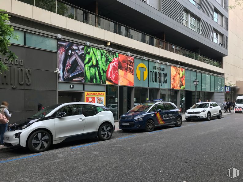 Local en venta en Calle Hermosilla, 82, Salamanca, Madrid, 28001 con rueda, coche, persona, neumático, vehículo terrestre, vehículo, edificio, ventana, vehículo motorizado y neumático automotriz alrededor