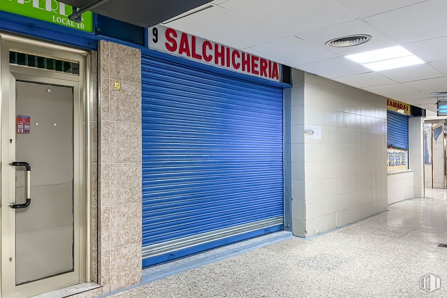 Local en alquiler y venta en Calle Lisboa, 6, Torrejón de Ardoz, Madrid, 28850 con persiana de la ventana, puerta, accesorio, gas, fachada, vidrio, material compuesto, azul eléctrico, suelo y aluminio alrededor