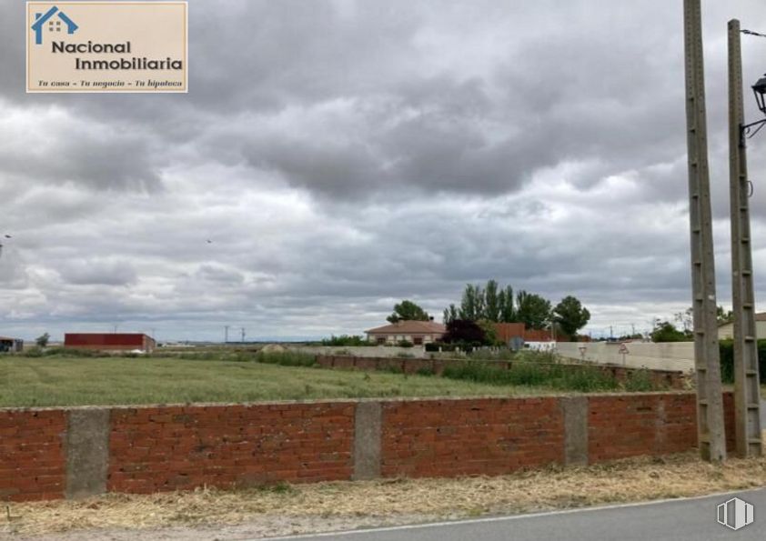 Suelo en venta en Calle Río, Montejo de Arévalo, Segovia, 40468 con nube, cielo, propiedad, planta, lote de terreno, árbol, asfalto, cúmulo, zona rural y paisaje alrededor