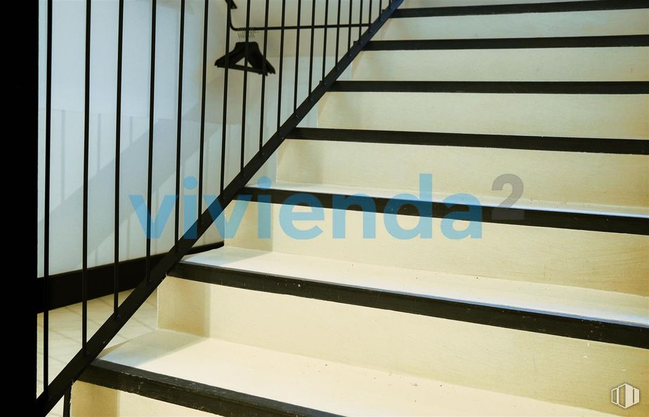 Local en venta en Calle Domenico Scarlatti, Chamberí, Madrid, 28003 con pasamanos, escaleras, metal, balaustre, material de construcción, pintura y acero alrededor