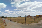 Land for sale at Arcas, Arcas del Villar, Cuenca, 16123 with building, cloud, sky, plant, road surface, asphalt, natural landscape, cumulus, thoroughfare and grass around