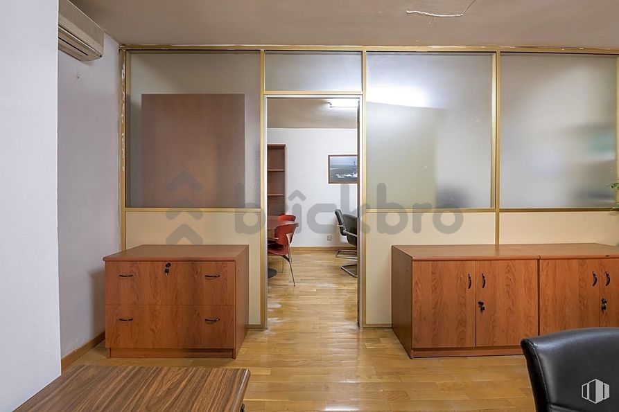 Oficina en venta en Calle Bolivia, Chamartín, Madrid, 28016 con ebanistería, alacena, mueble, edificio, cajón, cajonera, madera, accesorio, interiorismo y casa alrededor