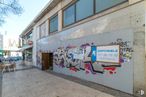 Retail for sale & for rent at Calle Virgen de la Alegría, Ciudad Lineal, Madrid, 28027 with window, building, sky, graffiti, architecture, tree, art, facade, font and house around