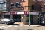 Retail for sale at Calle San Antonio, 2, Marchamalo, Guadalajara, 19180 with car, window, building, automotive parking light, tire, wheel, property, vehicle, infrastructure and architecture around