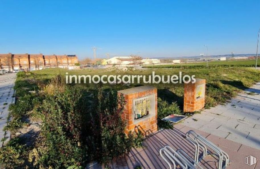 Suelo en venta en Zona expansión, Casarrubuelos, Madrid, 28978 con edificio, planta, recursos hídricos, cielo, lote de terreno, diseño urbano, zona residencial, paisaje, inmobiliario y tejado alrededor