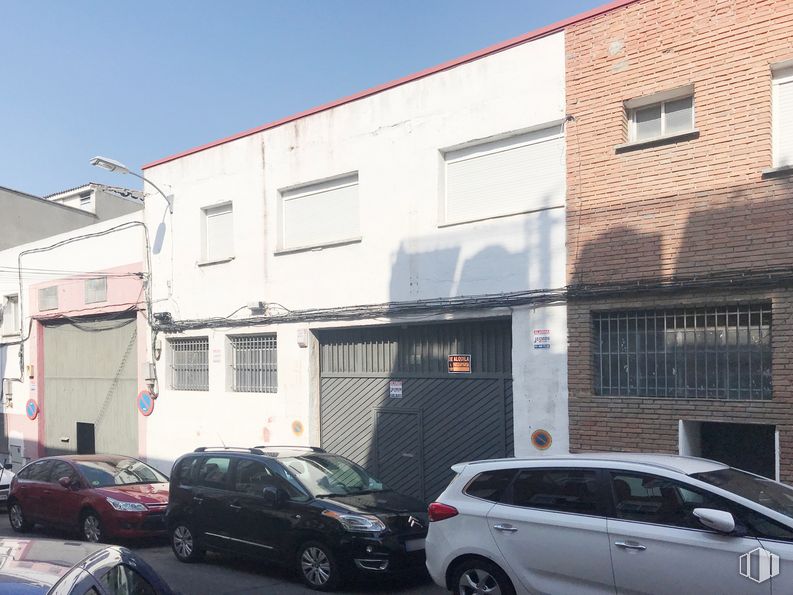 Nave en venta en Calle San Fernando, 20, Leganés, Madrid, 28917 con coche, ventana, neumático, edificio, luz de estacionamiento automotriz, vehículo terrestre, rueda, vehículo, cielo y exterior automotriz alrededor