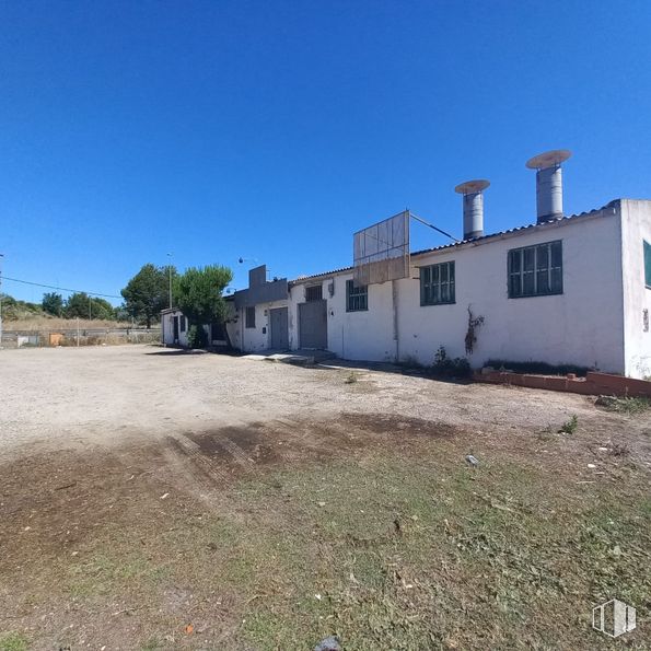 Nave en venta en Zona industrial, Fuenlabrada, Madrid, 28944 con casa, cielo, ventana, edificio, árbol, lote de terreno, llano, paisaje, carretera y hierba alrededor