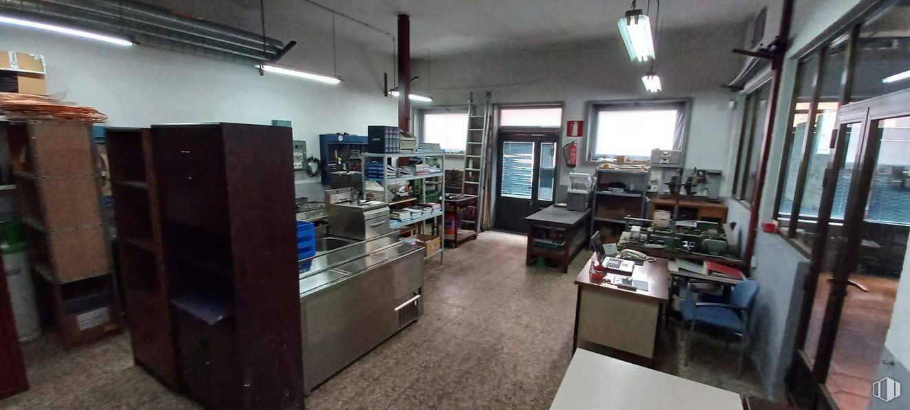 Local en venta en Calle San José, Collado Villalba, Madrid, 28400 con mueble, edificio, madera, suelos, suelo, accesorio, ventana, ebanistería, cocina y máquina alrededor