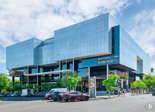 Local en alquiler en Edificio Mar de Cristal, Calle Arequipa, 1, Hortaleza, Madrid, 28043 con coche, nube, cielo, edificio, vehículo, diseño urbano, rueda, árbol, barrio y ciudad alrededor