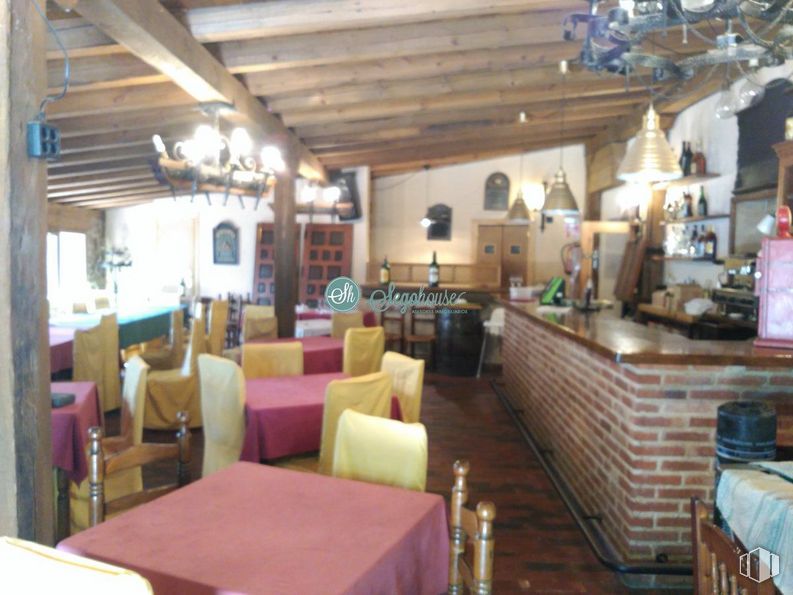 Retail for sale at Valsaín - San Ildefonso - La Granja, San Ildefonso, Segovia, 40109 with table top, lighting, property, furniture, table, building, interior design, wood, chair and living room around