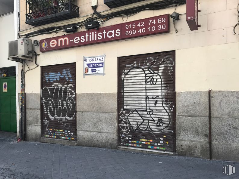 Local en venta en Calle Martín de los Heros, Moncloa - Aravaca, Madrid, 28008 con edificio, puerta, accesorio, fuente, ladrillo, arte, fachada, ciudad, tintes y matices y casa alrededor