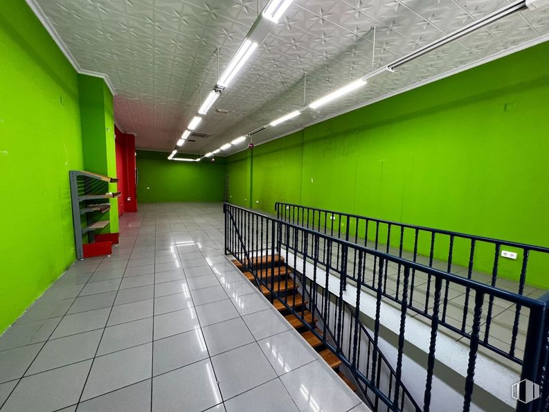 Retail for rent at Casco urbano, Arganda del Rey, Madrid, 28500 with lighting, infrastructure, interior design, flooring, floor, fixture, wall, building, ceiling and fence around