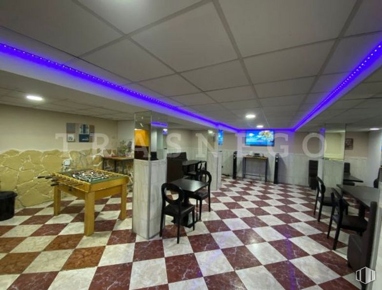 Retail for sale at Calle Castellón de la Plana, Getafe, Madrid, 28903 with table, furniture, flooring, floor, building, leisure, real estate, hall, ceiling and function hall around