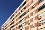 Retail for rent at Calle Jabonería, 47, Alcorcón, Madrid, 28921 with building, sky, window, tower block, condominium, urban design, neighbourhood, material property, residential area and commercial building around