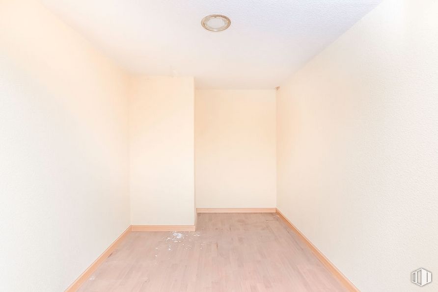 Local en venta en Paseo Estación, Ciempozuelos, Madrid, 28350 con accesorio, madera, piso, edificio, suelo, pintura, material compuesto, tinte para madera, madera y yeso alrededor