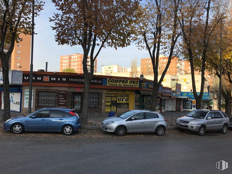 Local en alquiler y venta en Calle México, 9, Coslada, Madrid, 28820 con coche, edificio, neumático, rueda, vehículo terrestre, vehículo, iluminación automotriz, planta, vehículo motorizado y infraestructura alrededor