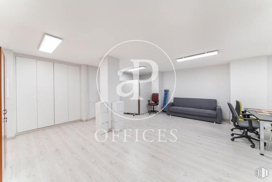 Oficina en venta en Calle Enrique Larreta, Chamartín, Madrid, 28036 con sofá, silla, alumbrado, mueble, edificio, madera, comodidad, accesorio, suelo y piso alrededor