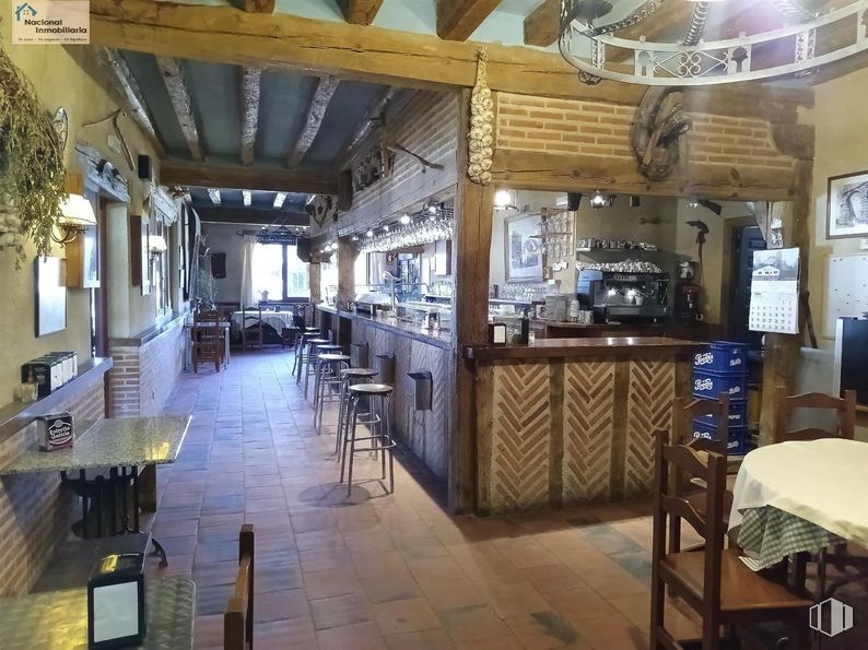 Retail for sale at Zona Collado Hermoso, Collado Hermoso, Segovia, 40170 with chair, table, lighting, furniture, interior design, floor, wood, flooring, ceiling and beam around