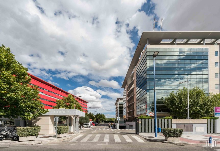 Oficina en alquiler en 521 HUB - Edificio I, Calle Marie Curie, 17, Rivas-Vaciamadrid, Madrid, 28529 con edificio, nube, cielo, planta, tiempo de día, propiedad, infraestructura, árbol, arquitectura y diseño urbano alrededor