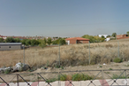 Land for sale at Carretera Yunclillos, Recas, Toledo, 45211 with house, sky, plant, plant community, ecoregion, building, land lot, grass, landscape and residential area around