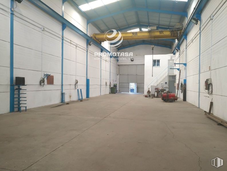 Industrial for rent at Zona Velilla de San Antonio, Velilla de San Antonio, Madrid, 28891 with floor, flooring, ceiling, hall, building material, factory, daylighting, warehouse, steel and beam around