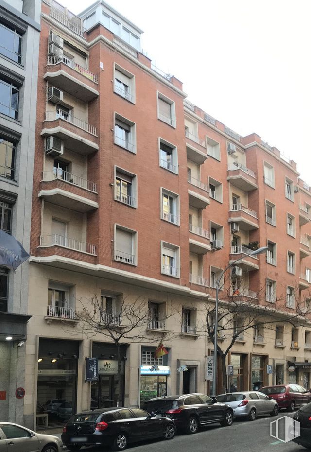 Alquiler de locales, Calle General Díaz Porlier, Madrid, Madrid, de 125