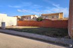 Suelo en venta en Calle Río Riánsares, Corral de Almaguer, Toledo, 45880 con casa, nube, cielo, planta, ventana, superficie de la carretera, terreno, asfalto, edificio y ladrillo alrededor