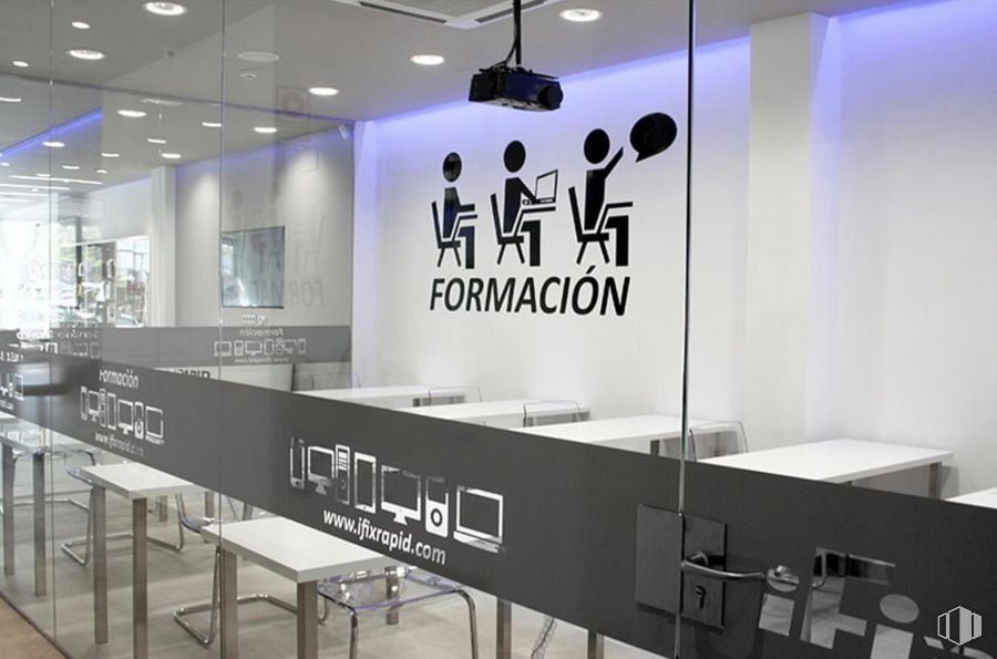 Local en venta en Calle Corazón de María, 5, Chamartín, Madrid, 28002 con alumbrado, mesa, luz, edificio, gafas, interiorismo, diseño automovilístico, suelos, suelo y pared alrededor