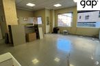 Local en venta en Zona Rey Juan Carlos I, Cuenca, 16004 con caja, edificio, suelos, interiorismo, suelo, accesorio, pared, casa, madera y inmobiliario alrededor