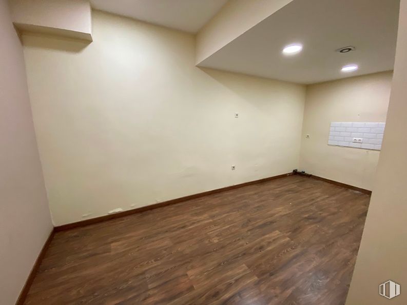 Local en venta en Calle María de Molina, Salamanca, Madrid, 28006 con accesorio, madera, diseño de interiores, edificio, suelo, piso, tinte para madera, pasillo, pared y pintura alrededor