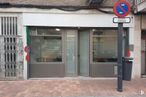 Retail for sale at Calle Nuestra Señora del Carmen, Pozuelo de Alarcón, Madrid, 28224 with door, composite material, glass, sidewalk, concrete, metal, sign, home door, transparency and gate around