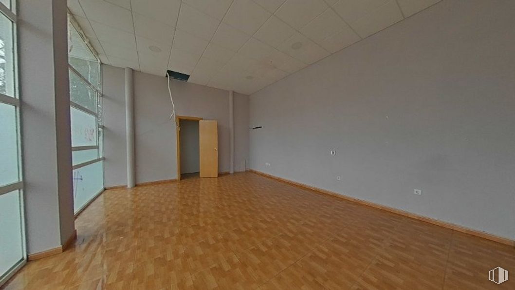 Local en venta en Avenida Pablo Iglesias, Leganés, Madrid, 28914 con madera, pasillo, pavimentos, piso, tinte para madera, madera, techo, pintura, madera contrachapada y suelo laminado alrededor