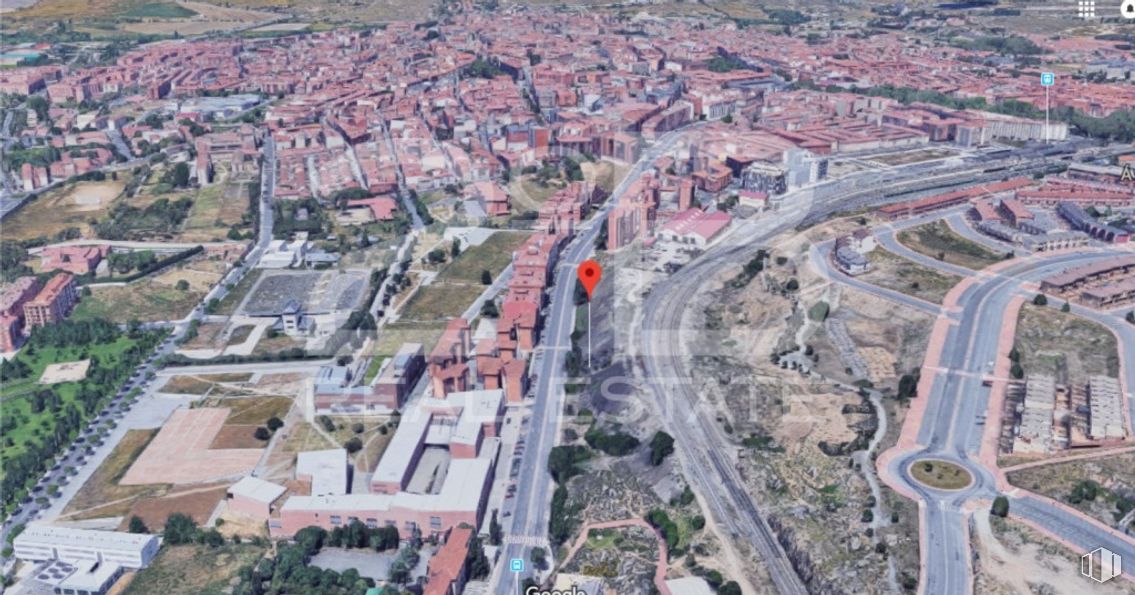 Land for sale at Calle Horno de los Caleros, 13, Ávila, 05001 with building, cityscape, urban design, thoroughfare, neighbourhood, residential area, landscape, city, real estate and metropolis around