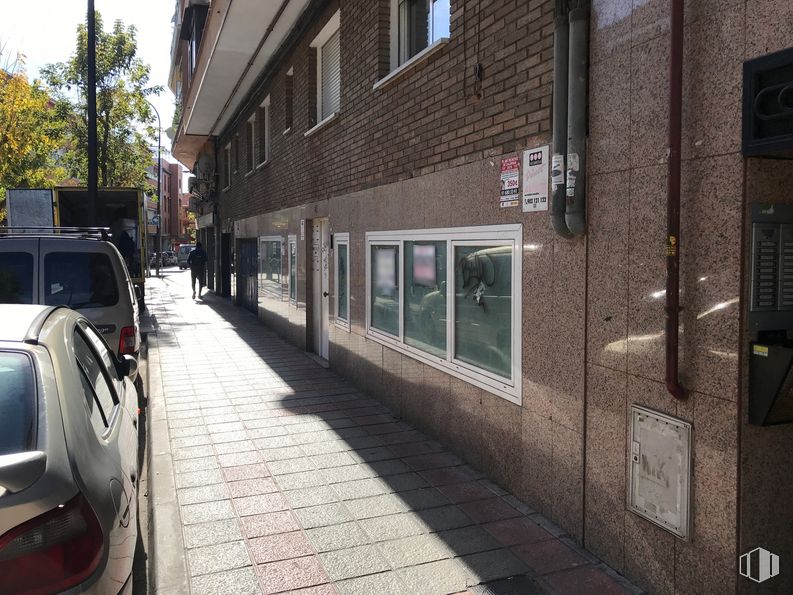 Oficina en venta en Calle Jacinto Benavente, 21, Getafe, Madrid, 28902 con coche, ventana, edificio, neumático, superficie de la carretera, árbol, pared, acera, ladrillo, enladrillado y fachada alrededor