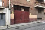 Nave en alquiler en Calle Hospital, 16, Pozuelo de Alarcón, Madrid, 28223 con ventana, puerta, edificio, madera, superficie de la carretera, asfalto, barrio, zona residencial, ladrillo y accesorio alrededor