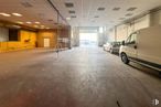 Industrial for rent at Calle Empleo, Getafe, Madrid, 28906 with car, van, tire, wheel, floor, automotive parking light, parking lot, parking, hall and light commercial vehicle around