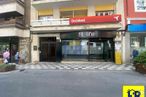 Retail for rent at Centro urbano, Cuenca, 16002 with property, building, window, plant, asphalt, fixture, facade, commercial building, road and city around