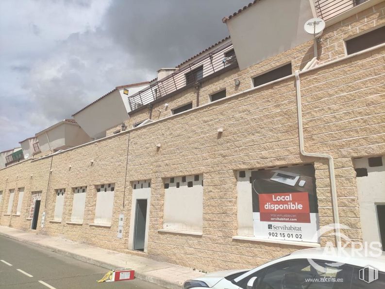 Local en venta en Avenida Castilla La Mancha, Noez, Toledo, 45162 con coche, ventana, nube, propiedad, cielo, edificio, vehículo de motor, arquitectura, exterior automotriz y pared alrededor