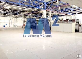 Industrial for sale at Zona industrial, Algete, Madrid, 28110 with floor, technology, metal, engineering, glass, industry, factory, hall, building material and steel around