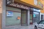 Local en alquiler y venta en Calle Francisco Giner de los Ríos, 7, Segovia, 40005 con neumático, coche, persona, luz de estacionamiento automotriz, ventana, rueda, accesorio, edificio, vehículo y iluminación automotriz alrededor