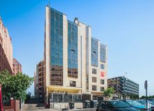 Office for sale & for rent at Edificio Auge III, Calle María Tubau, 4, Fuencarral - El Pardo, Madrid, 28050 with building, car, sky, wheel, window, tire, vehicle, skyscraper, urban design and tower block around