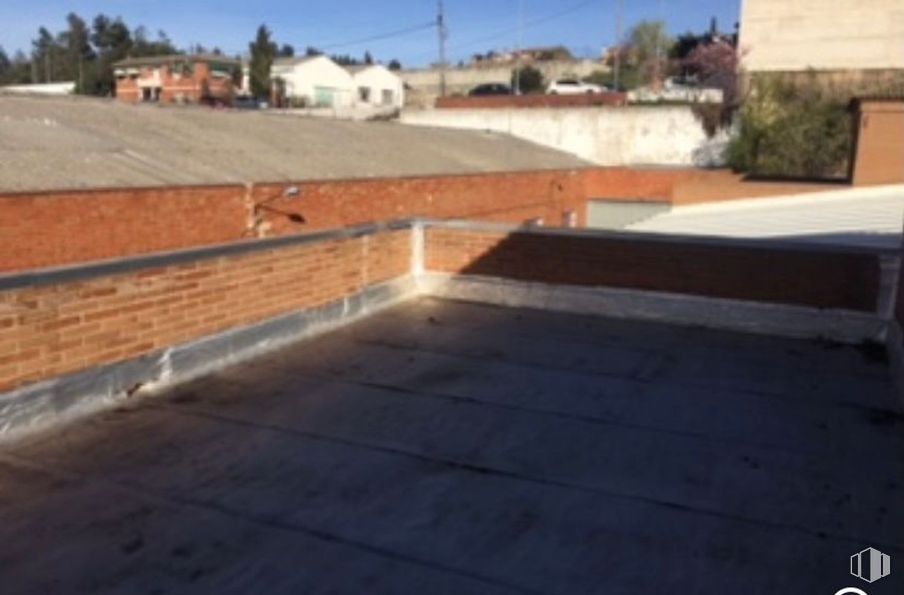 Industrial for sale at Carretera Madrid-Toledo, Olías del Rey, Toledo, 45280 with roof, brick, brickwork, building material, daylighting and tile around