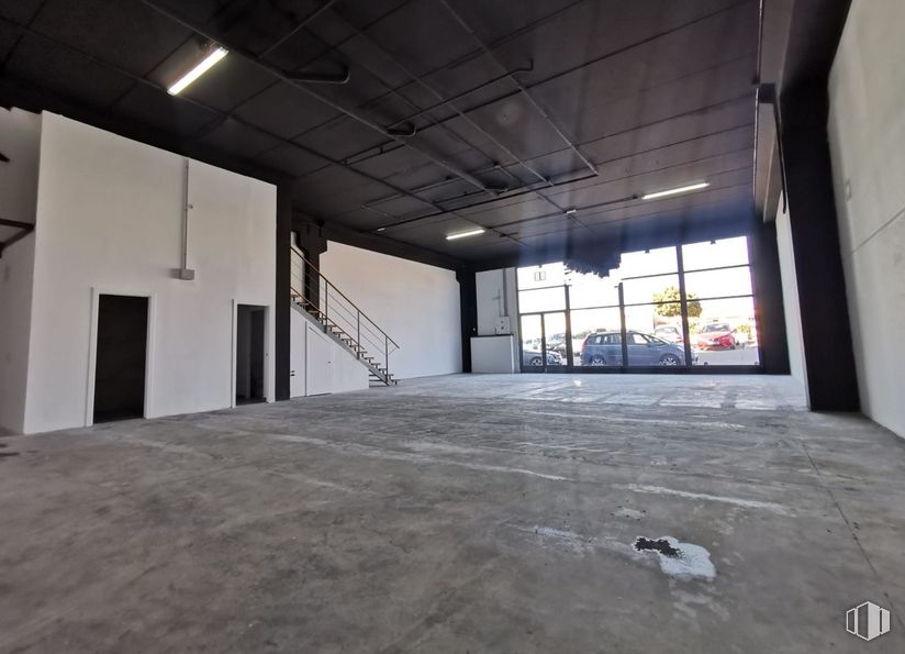 Nave en alquiler y venta en Zona industrial, Arganda del Rey, Madrid, 28500 con propiedad, edificio, madera, hall, suelo, suelos, techo, accesorio, hormigón y material compuesto alrededor