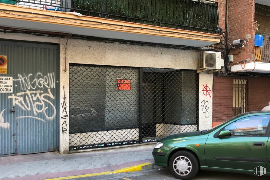 Local en venta en Calle Polvoranca, 8, Fuenlabrada, Madrid, 28945 con rueda, coche, luz de estacionamiento automotriz, neumático, luz de posición lateral automotriz, vehículo terrestre, vehículo, fotografía, ventana y edificio alrededor