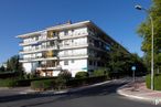 Retail for sale at Calle  Ramón Fernández Soler, Collado Villalba, Madrid, 28400 with building, street light, sky, plant, window, tree, architecture, urban design, residential area and real estate around